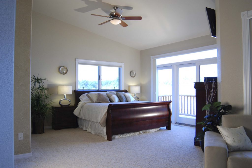 Master Suite 1 Reviews StaySpa Castle Rock Lake